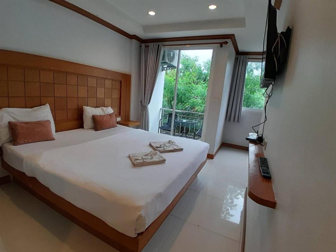 Cozy Residence Patong Екстериор снимка